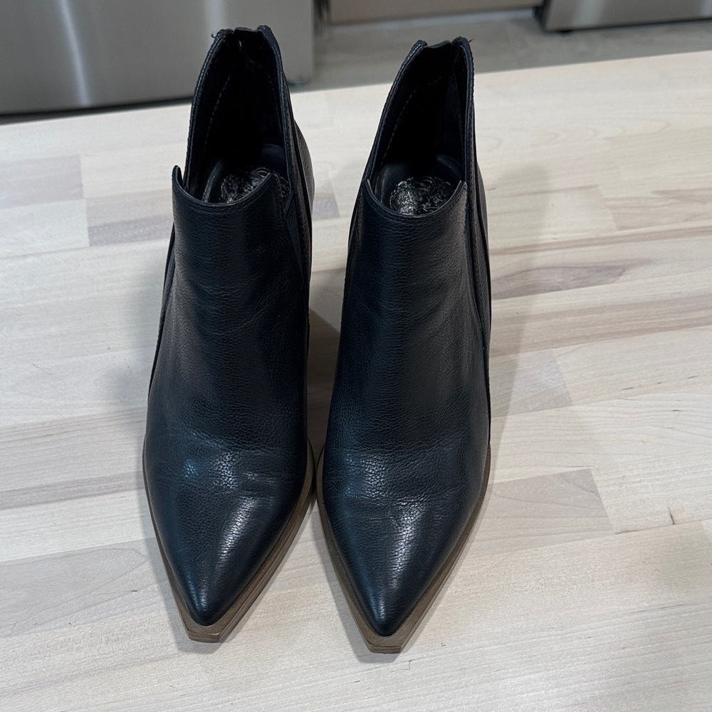Vince Camputo Black Leather Ankle Boots